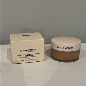 Brand new Laura Mercier translucent ultra-blur Loose Setting Powder with Lid
